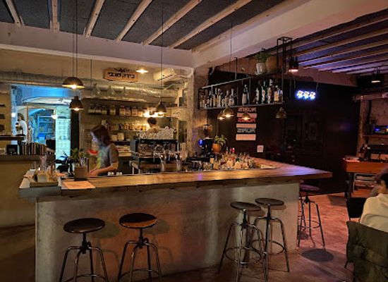 israel/galilee/bar/mazkeka