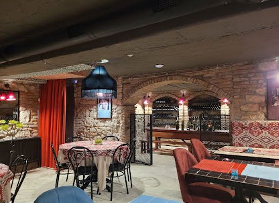 georgia/imereti/bar/memoire-wine-room