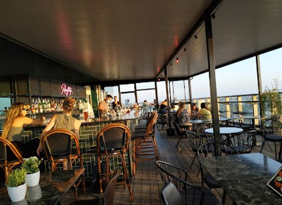 israel/sharon-plain/bar/rooftop-sky-bar