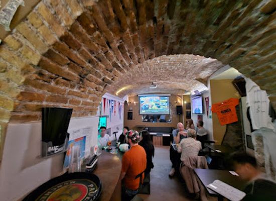 italy/via-francigena/bar/the-basement-pub-cocktail-bar-events