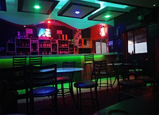 kenya/chyulu-hills/bar/de-sailor-lounge