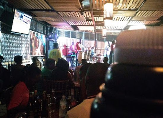 uganda/jinja-source-of-the-nile/bar/embassy-lounge-jinja