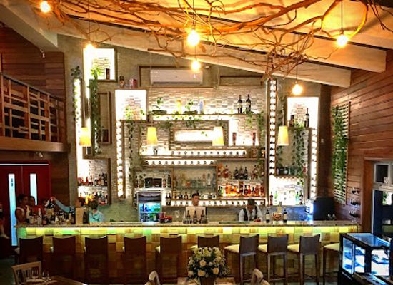 dominican-republic/higuey-region/bar/l-monani-restaurant