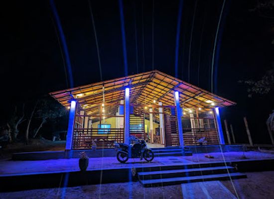 sri-lanka/moneragala-district/bar/rasara-hotel-beer-garden-restaurant