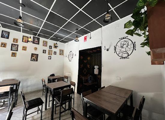 peru/ayacucho/bar/duquesa-restobar
