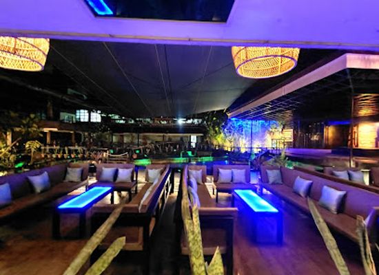 philippines/northern-mindanao/bar/the-pond-bar-resto