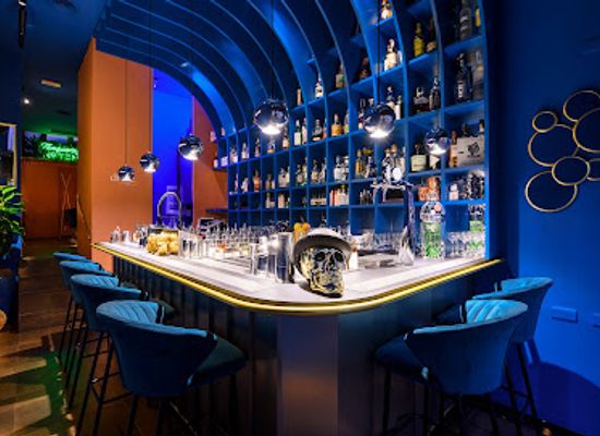 italy/milan/bar/drinc-different