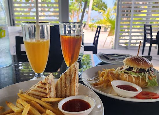 maldives/dhangethi-island/bar/breezy-bliss