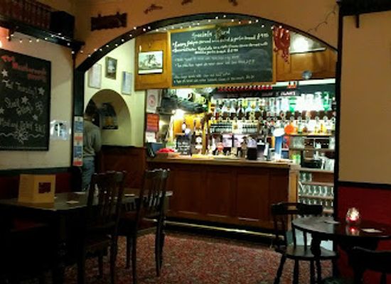 united-kingdom/caernarfonshire/bar/the-newborough-arms