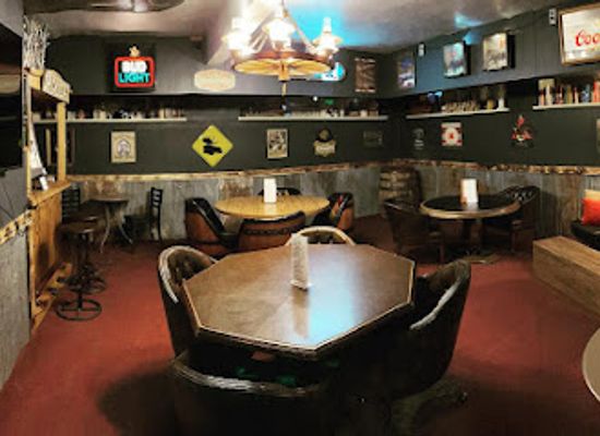 nebraska/columbus/bar/cork-barrel