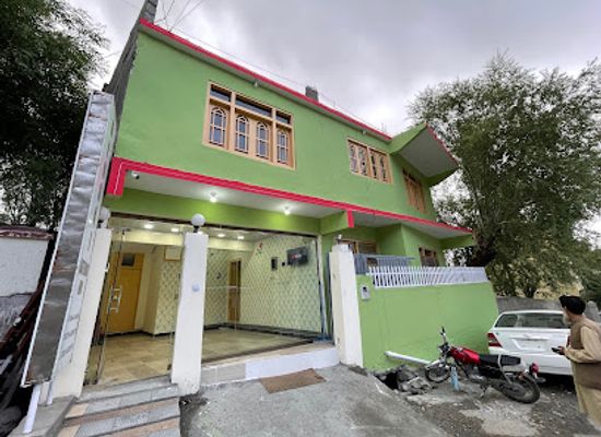 pakistan/deosai-national-park/bar/deosai-gateway-inn-skardu