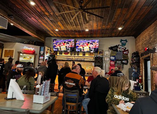 arkansas/ouachita-national-forest/bar/ouachita-bar-grill