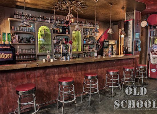 spain/galicia/bar/old-school-a-coruna