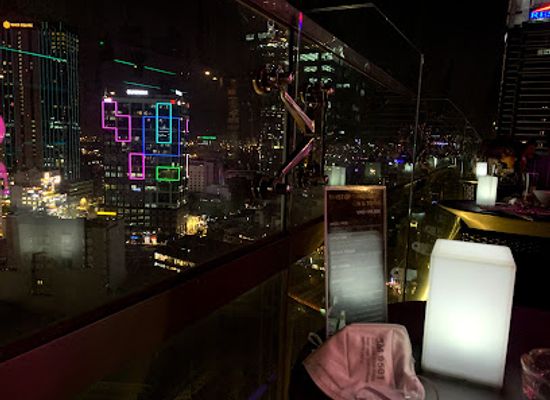 vietnam/ho-chi-minh-city/district-1/bar/above-bar