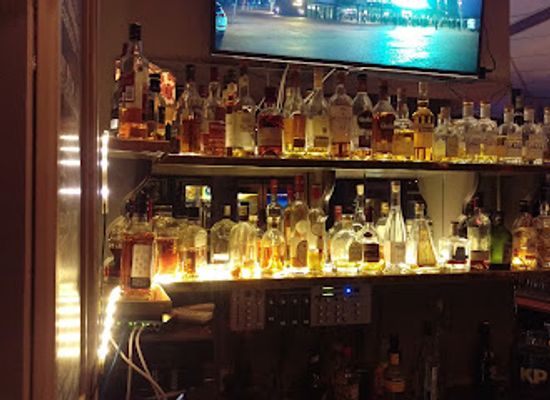 sweden/gastrikland/bar/cheers