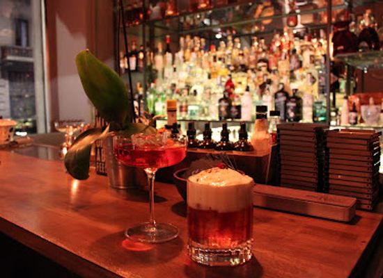 italy/milan/bar/drinc-cocktail-conversation