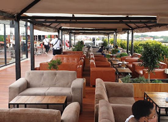 south-africa/johannesburg/maboneng/bar/jojo-rooftop-lounge