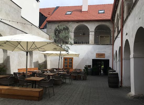 slovakia/trnava-region/bar/cajka