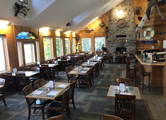 minnesota/lake-of-the-woods/bar/rock-harbor-lodge