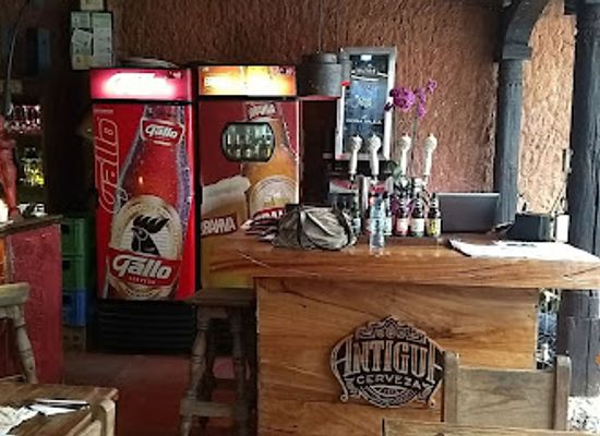 guatemala/caribbean-coast/bar/cafe-no-se