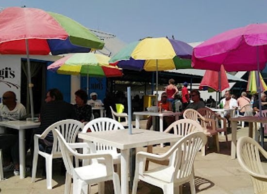 the-gambia/kombo-central/bar/luigi-s-terrace
