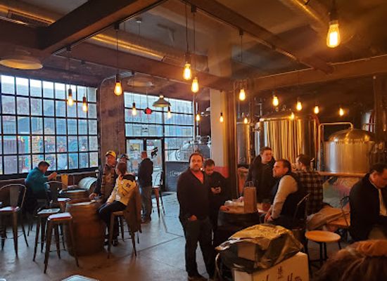 michigan/detroit/eastern-market/bar/eastern-market-brewing-co