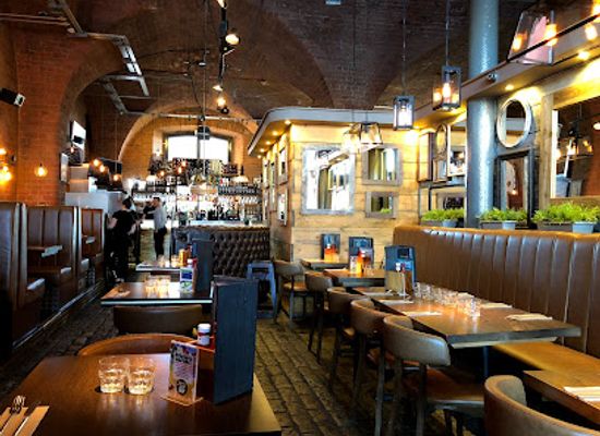 united-kingdom/liverpool/albert-dock/bar/what-s-cooking