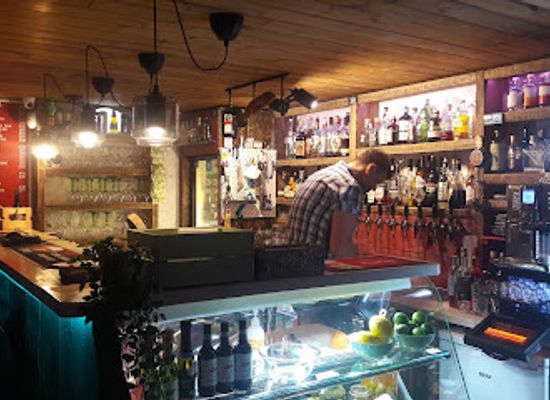 estonia/tartu-university/bar/satiir