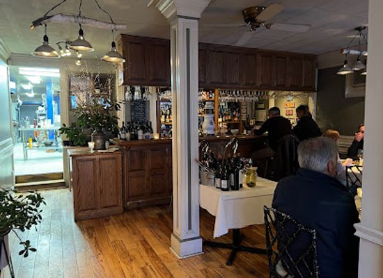 vermont/okemo-mountain-resort/bar/the-downtown-grocery