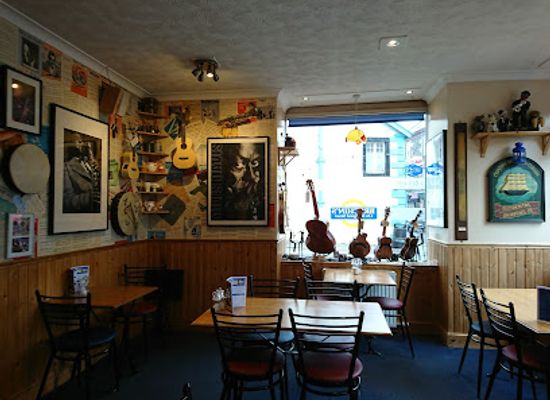 united-kingdom/bute/bar/brechin-s-on-bridgend-street
