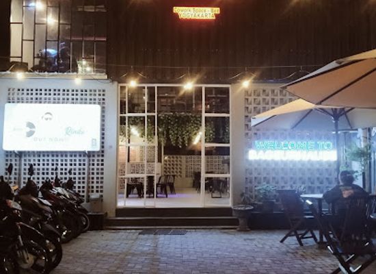 indonesia/yogyakarta/prawirotaman/bar/bageur-hause