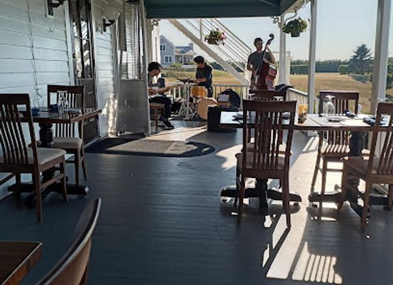 rhode-island/block-island/bar/block-island