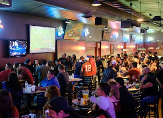 texas/mckinney-falls-state-park/bar/warehouse-billiard-bar