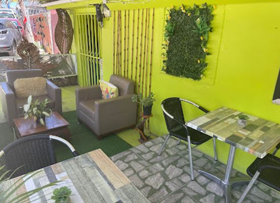 sint-maarten/middle-region/bar/di-jungle-bar-restaurant