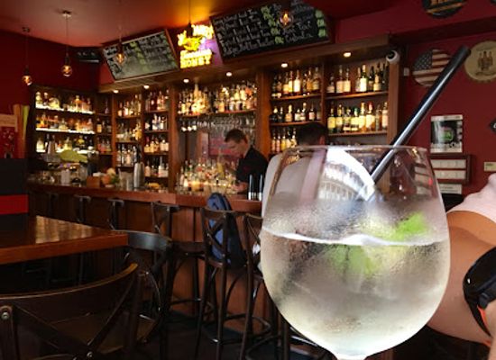 czechia/east-bohemia/bar/brothers-bar-cafe