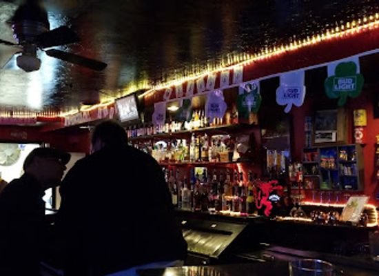 illinois/southern-illinois/bar/corner-tavern