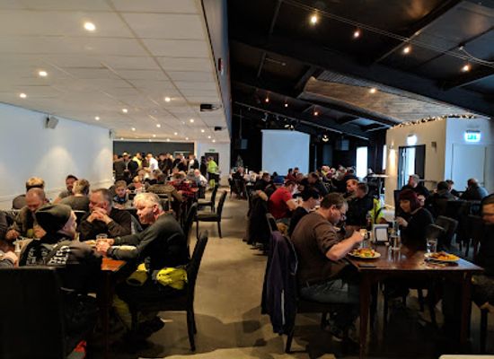 iceland/selfoss/bar/hvitahusio