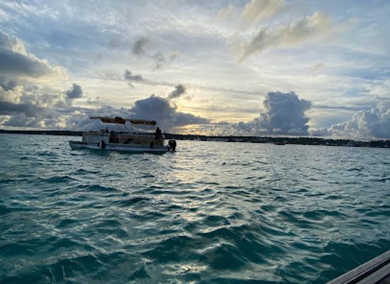 colombia/san-andres-island/bar/ibiza-bar-flotante-san-andres