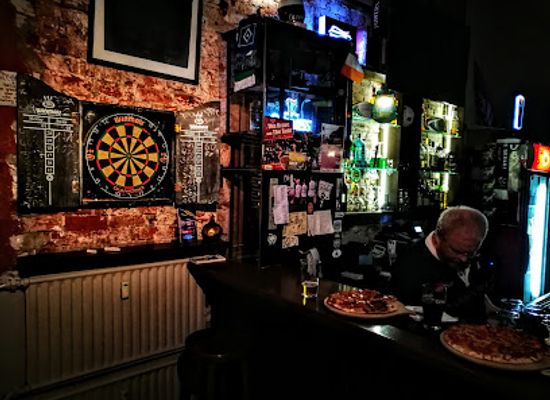 germany/hamburg/altstadt/bar/paddy-s-bar