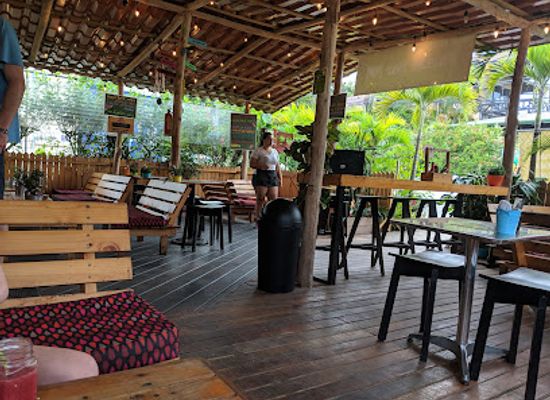 costa-rica/manuel-antonio/bar/manuel-antonio-falafel-bar