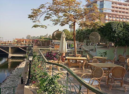 egypt/luxor/east-bank/bar/murphys-irish-bar