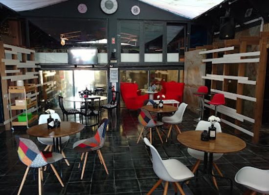 portugal/setubal/bar/best-coffee-lounge