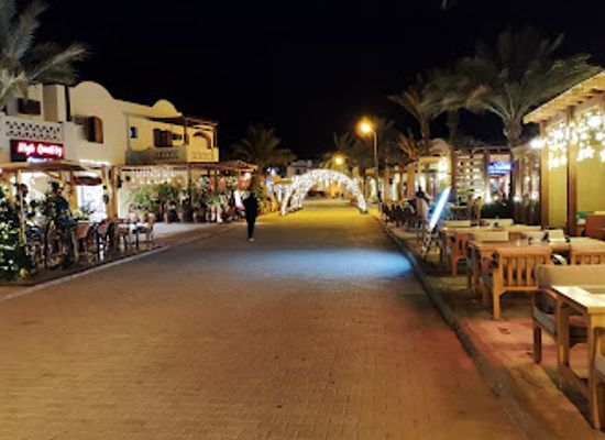 egypt/el-gouna/tamr-henna-square/bar/zouni-lounge-bar