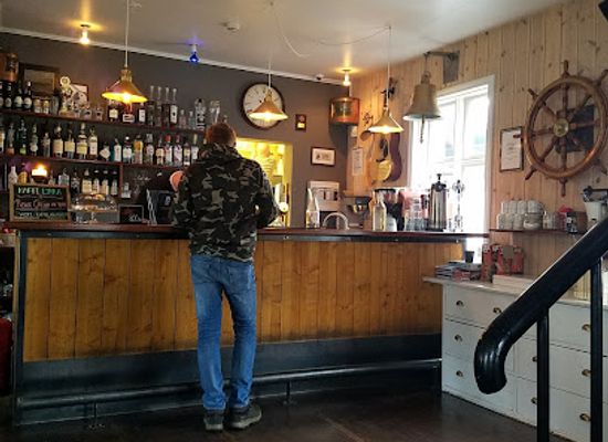 iceland/egilsstadir/bar/kaffi-lara-el-grillo-bar