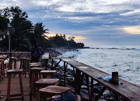 sri-lanka/southern-province/bar/cheeky-monkey-food-drinks-fun