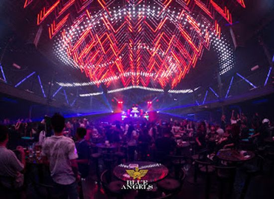 indonesia/west-papua/bar/blue-angels-club