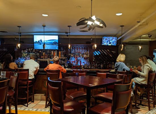 massachusetts/western-massachusetts/bar/cal-s-wood-fired-grill-and-bar