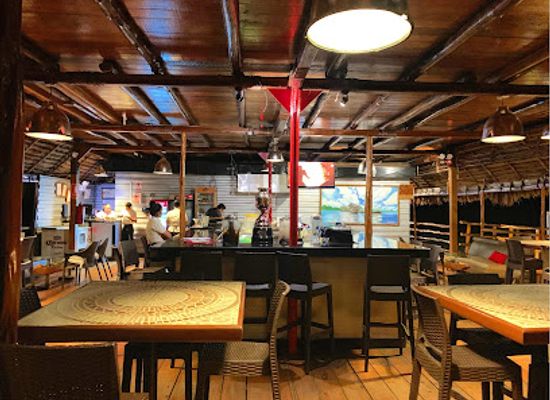 peru/loreto/bar/embarcadero-restaurante-al-frio-y-al-fuego