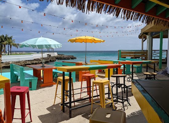 sint-maarten/simpson-bay-lagoon/bar/sandbar-sxm