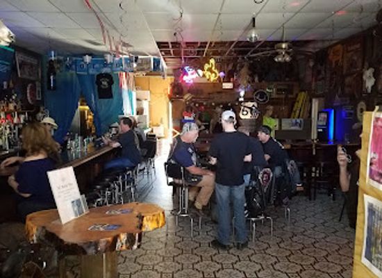 arizona/graham-county/bar/wild-horses-saloon
